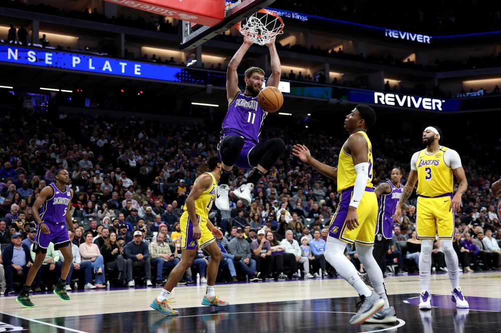 更是为了主 更是为了主