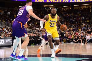 的网前截球 的网前截球